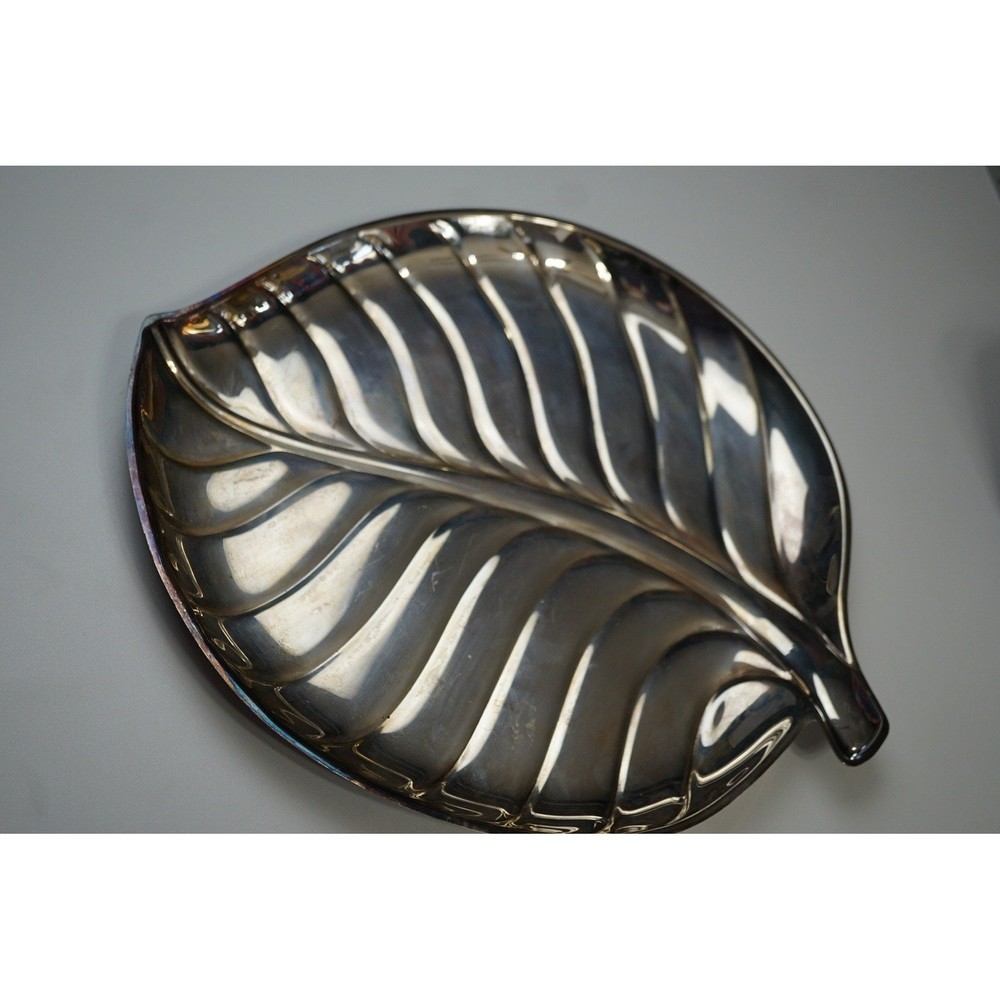 Vintage Silver Plated Leaf Tray – MCM Serving Platter