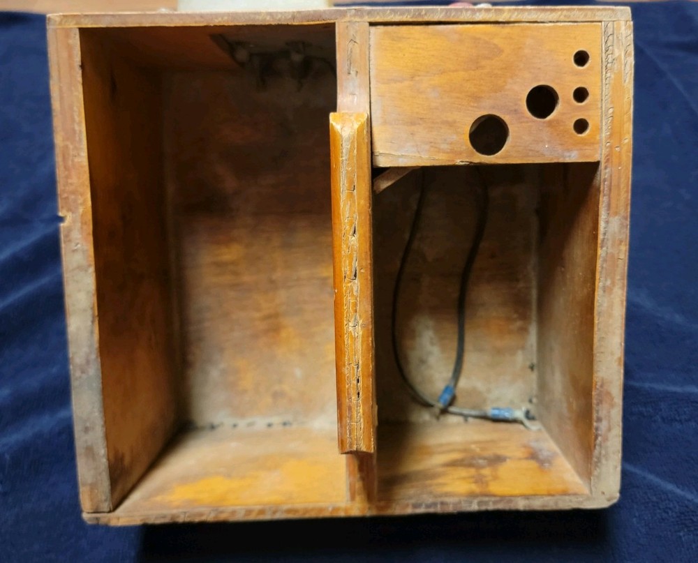 Vintage R C Mini Pit Box And R/C System Analyzer Untested Sold As-is
