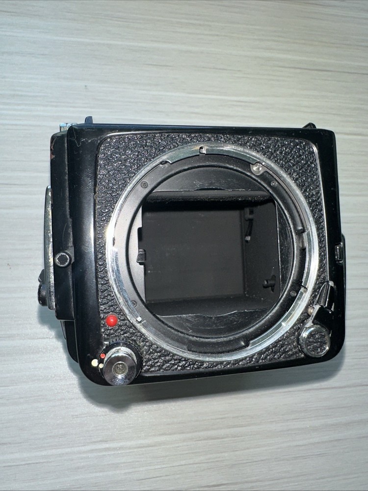 Mamiya M645 1000S Medium format Camera Body Only
