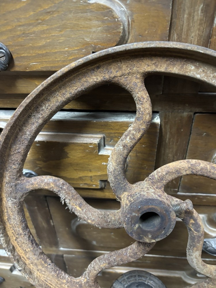 antique cast iron blacksmith POST DRILL 12 1/2" FLYWHEEL "C2" MODEL ENGINE