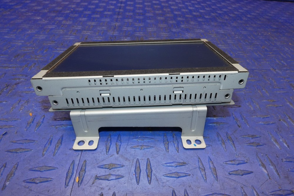 2014 - 2016 KIA CADENZA FRONT DASHBOARD MOUNTED GPS NAVIGATION DISPLAY SCREEN
