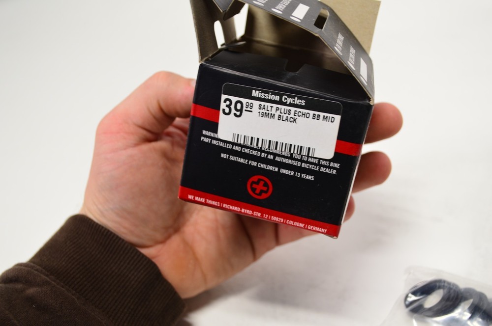 Salt Plus BMX Bottom Bracket Set Echo BB Mid 19mm Black