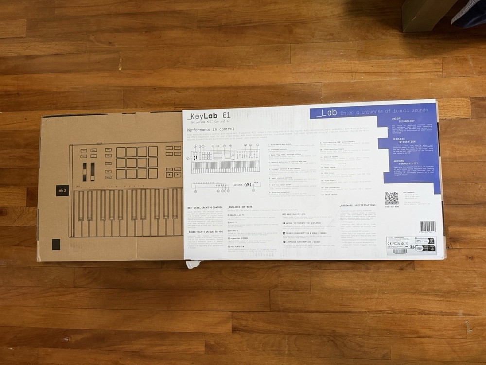 Arturia KeyLab 61 MK3 Universal Midi Keyboard Controller 61-Key, Black