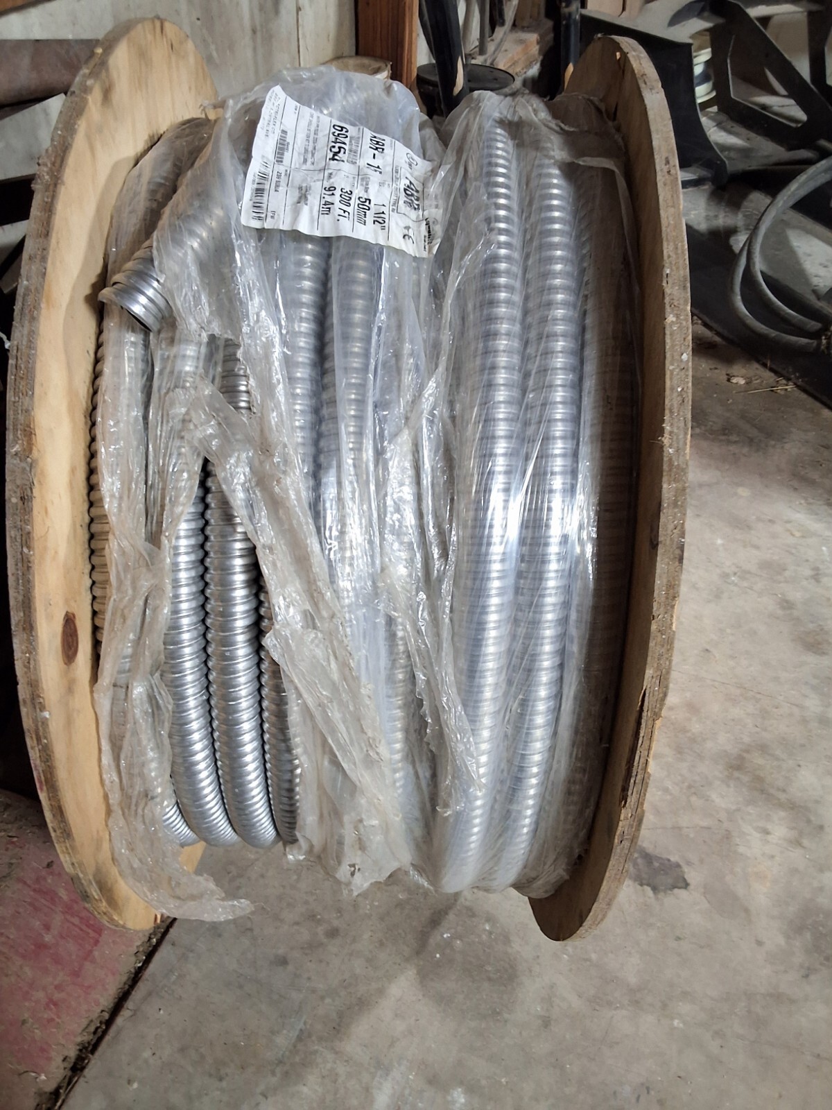 300 Feet 1-1/2" Type RW  Aluminum Flexible Metal Conduit