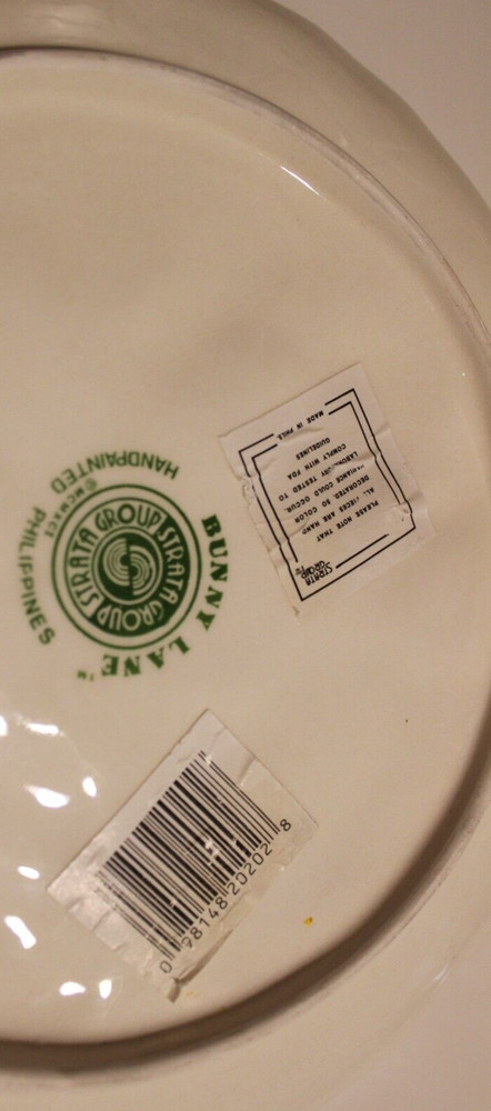 Bunny Lane Strata Group Salad Plates (2) 8 1/4" Cabbage Shape Easter Philippines