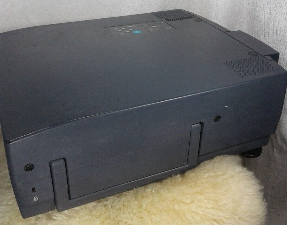 INFOCUS PROJECTOR CONFERENCE ROOM MEETING PRESENTATION HOME AUDIO VISUAL SYSTEM