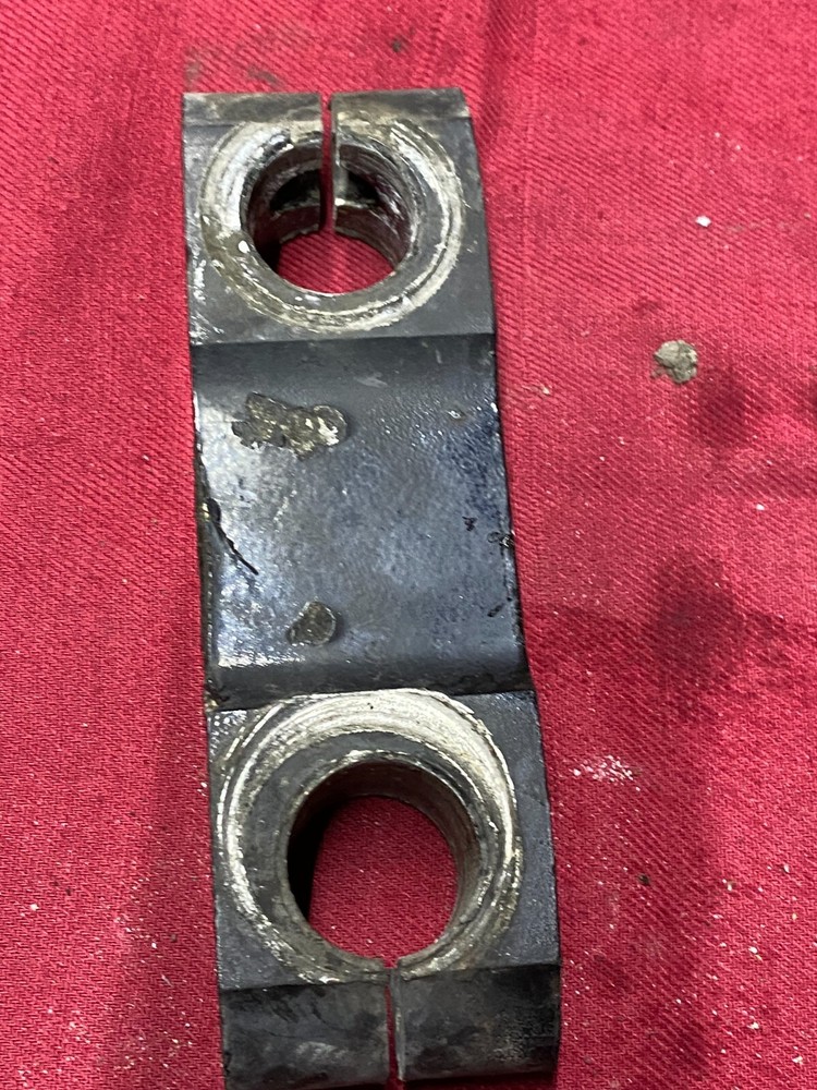 PETERBILT LEAF SPRING SHACKLE, SIDE BAR B20-1007, A228-13,