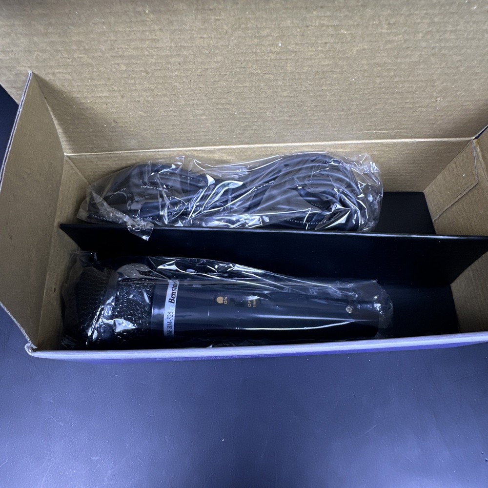 Benstar Professional Dynamic Microphone BM 525