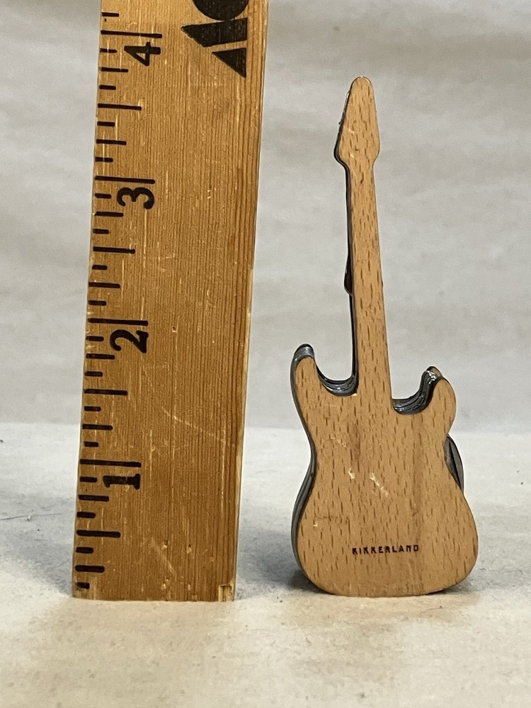 Kikkerland Guitar Multitool