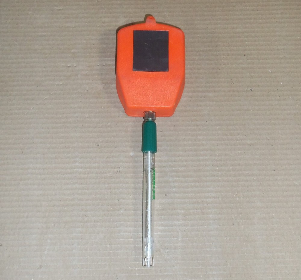 EXTECH INSTRUMENTS PH220 PALM PH TESTER WITH ELECTRODE