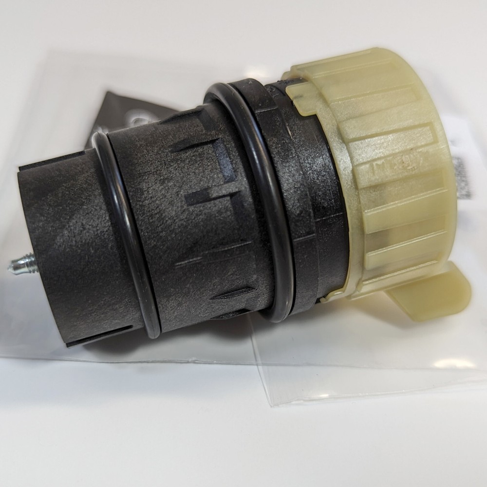 UPDATED Genuine Mercedes E280 2007 Transmission Connector Data Plug Bushing OEM