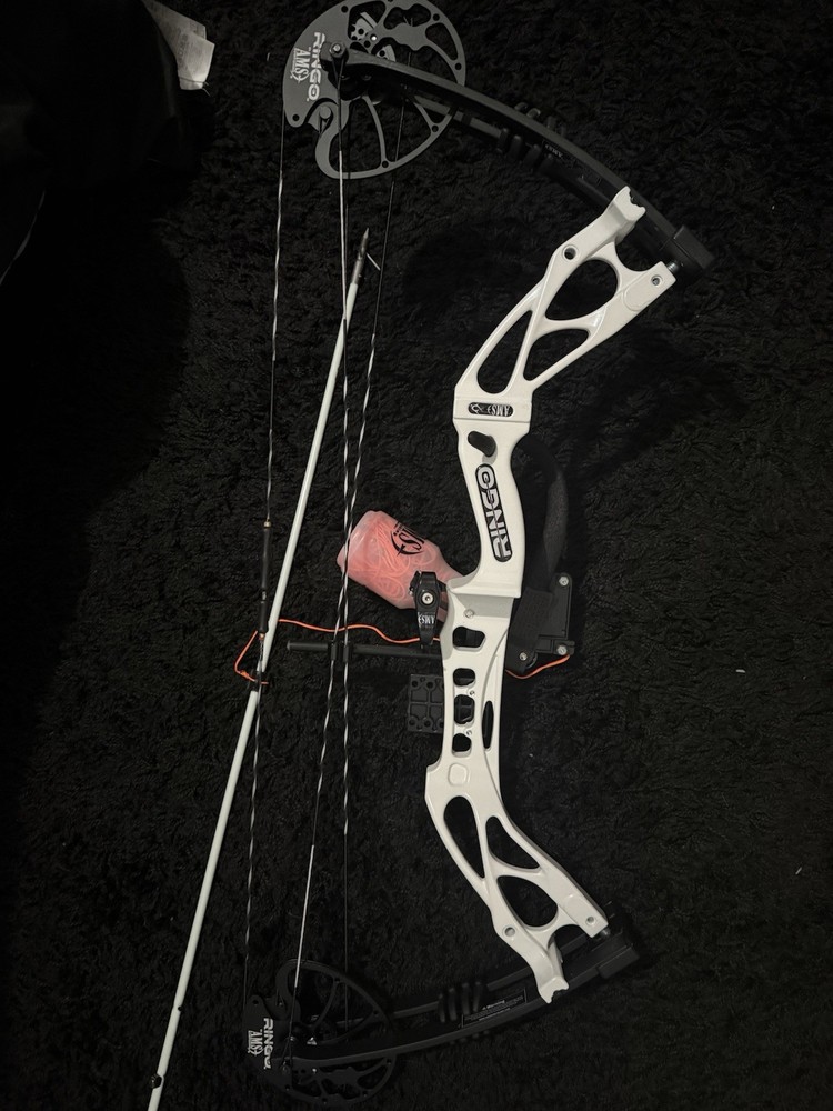 AMS Ringo Compound Bowfishing Package Right Hand White Black