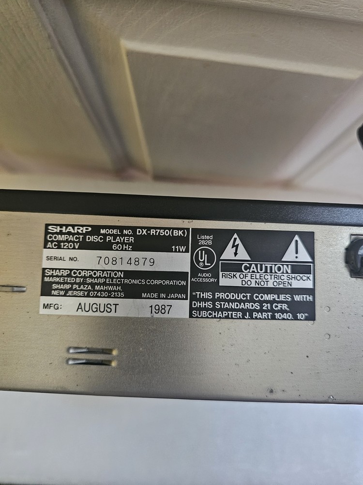 Sharp DX-R750 Single Compact Disc Player Made in Japan TESTED