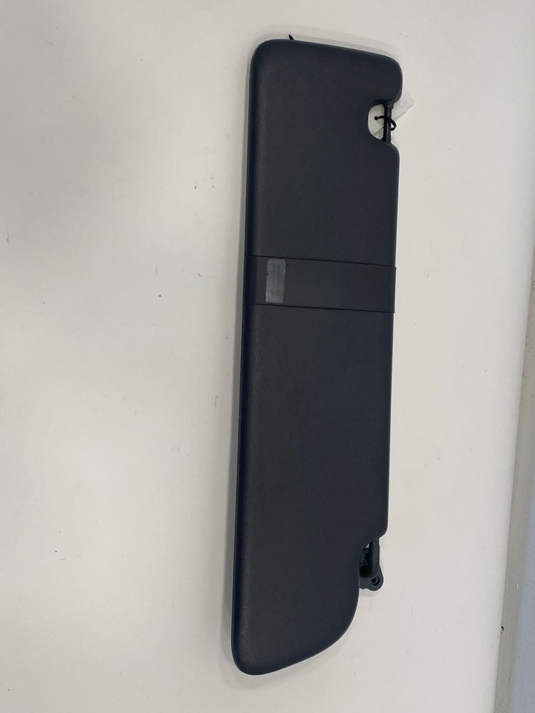 2015 Peterbilt 579 Visor (654-10584)