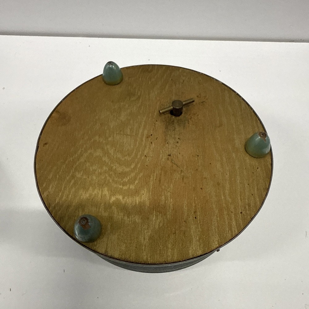 Vintage Vanity Powder Puff Music Box