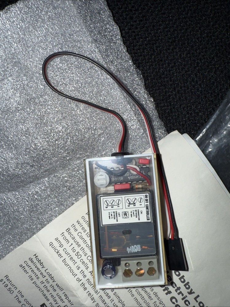 Hobby Lobby Electric Flight On/Off Controller for R/C Model Airplanes