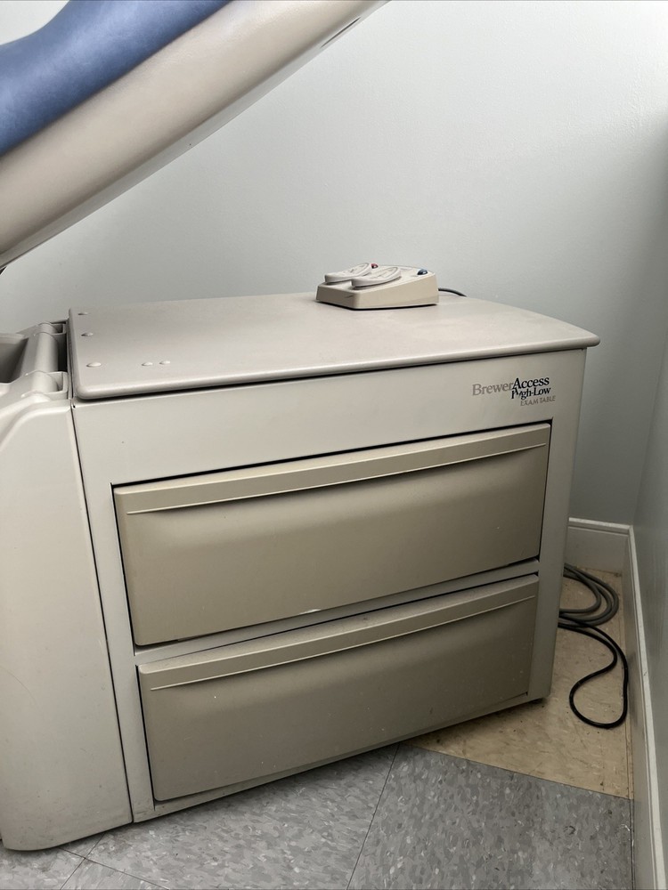 Brewer 6501 Access High-Low Exam Table