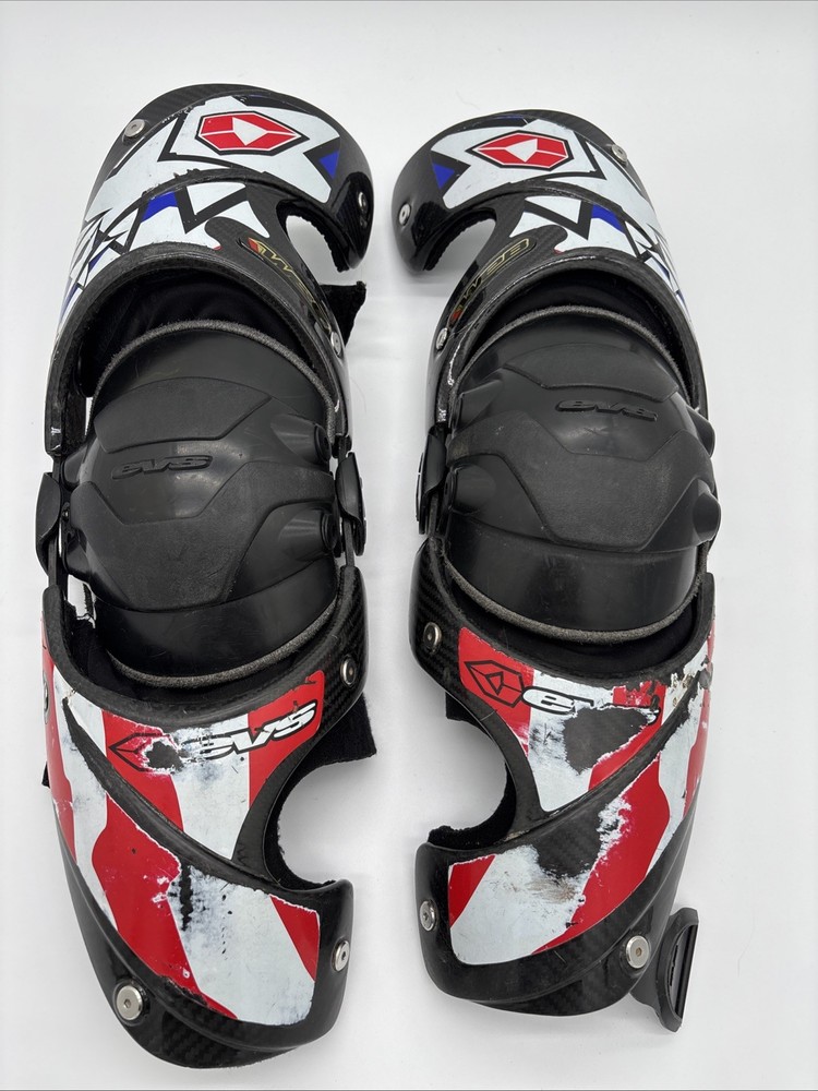 EVS WEB Knee Guards - Size Medium- Missing Straps and D-Rings