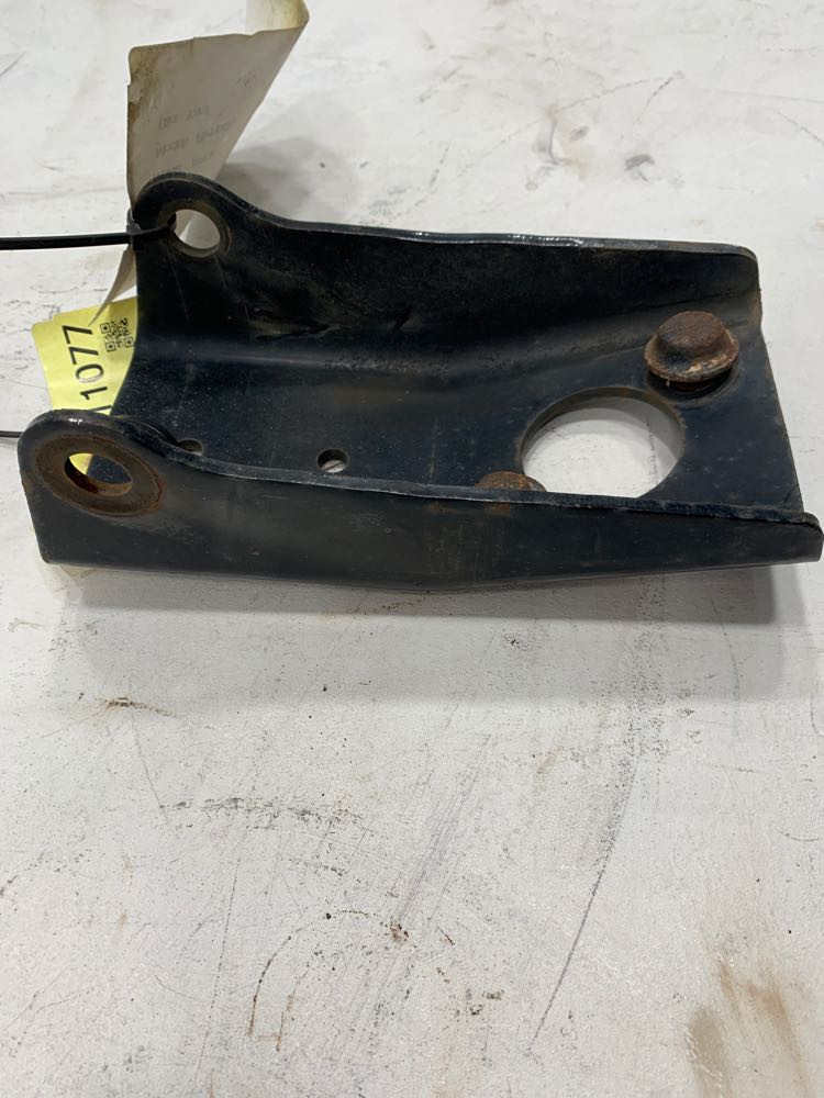 2013 MACK Pinnacle Suspension Bracket (641-11077)
