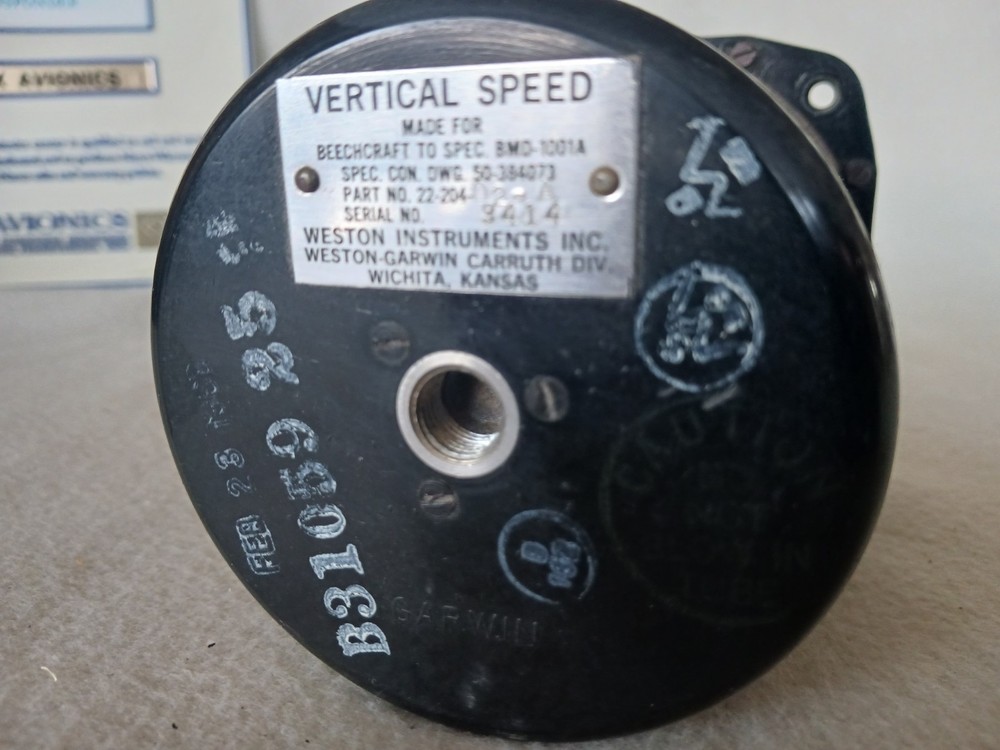 Beechcraft Weston Instruments Vertical Speed Indicator 3" dia 22-204-02-A