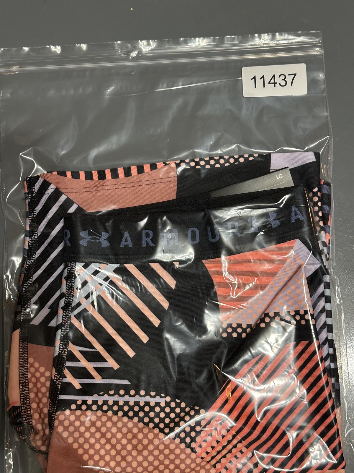 Under Armour Compression Bike Shorts Womens Large Geo Print NWT Activewear