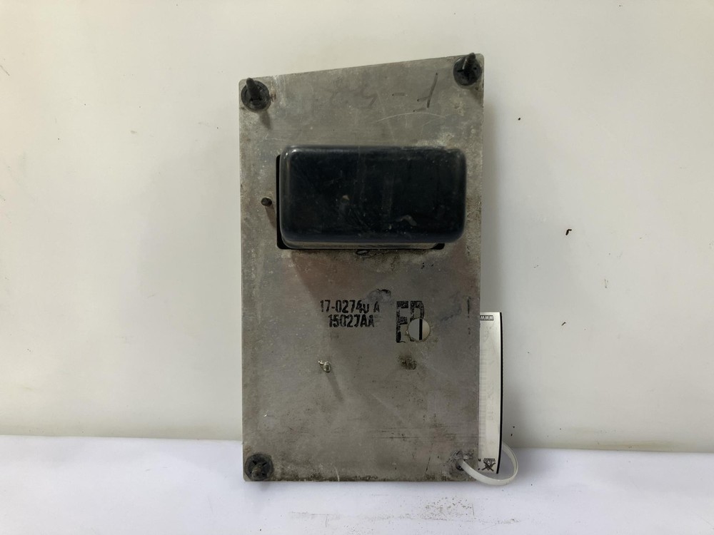 1987-2000 Peterbilt 379 GAUGE AND SWITCH Dash Panel - Used