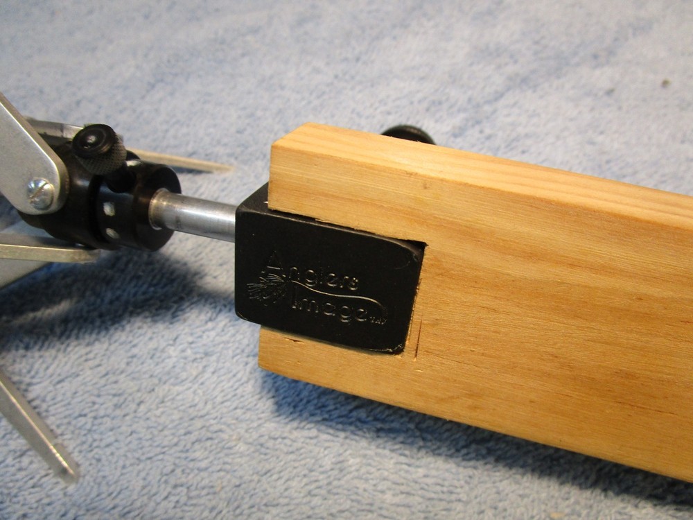 FLY LINE WINDER, ANGLERS IMAGE, ADJUSTABLE DIAMETER COILING