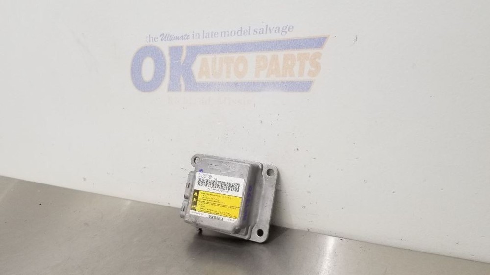 02 CHEVY SILVERADO 2500 SRS BAG MODULE REGULAR CAB EXCLUDES CREW CAB 12210109