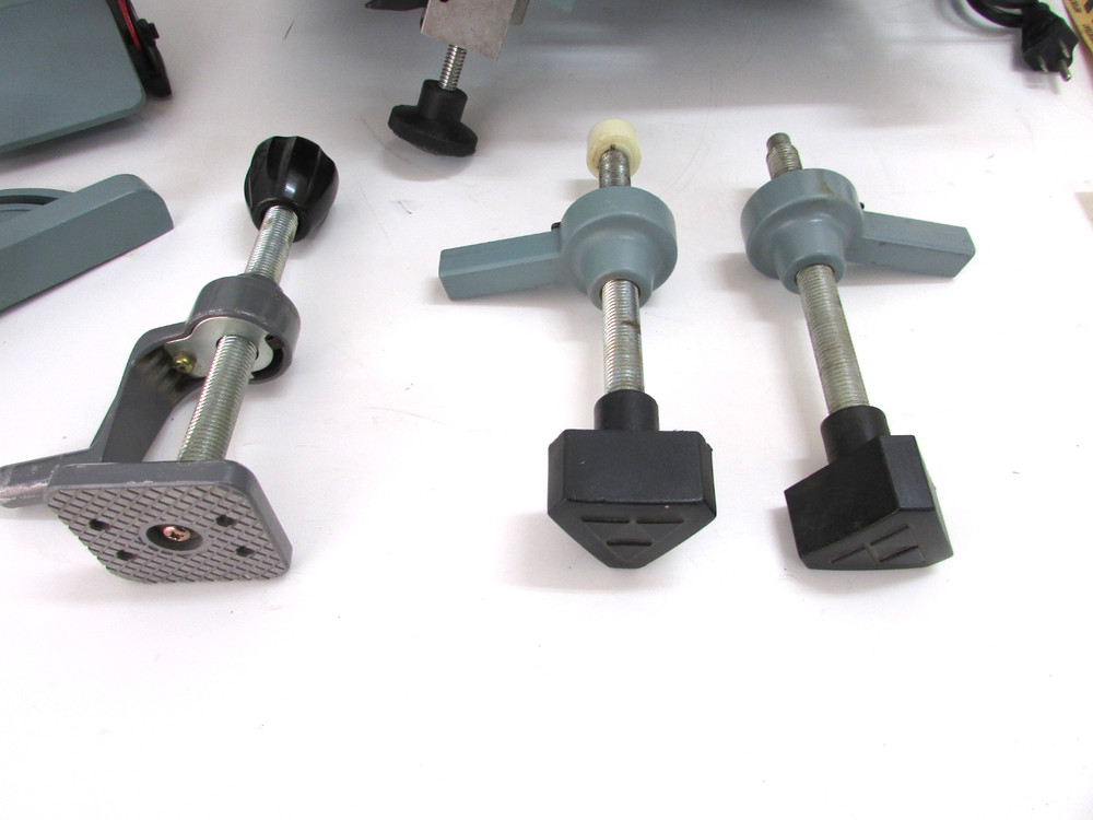 DELTA PLATE JOINER MODEL 32-100, BENCH TOP BISCUIT JOINTER