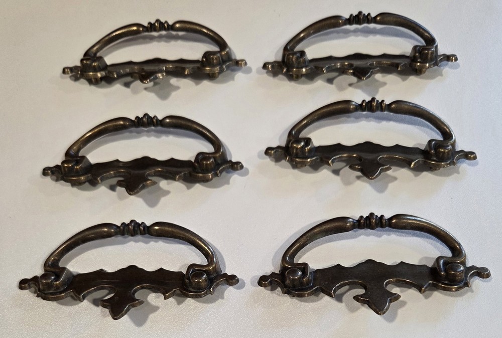6 Batwing Drawer Pulls Fixed Handles Antique Brass Finish Canada CH 1612 Nice