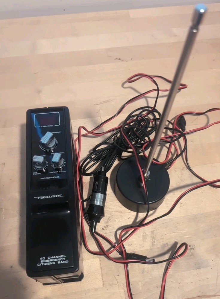 Realistic 40 Channel Emergency Mobile Transceiver TRC-412