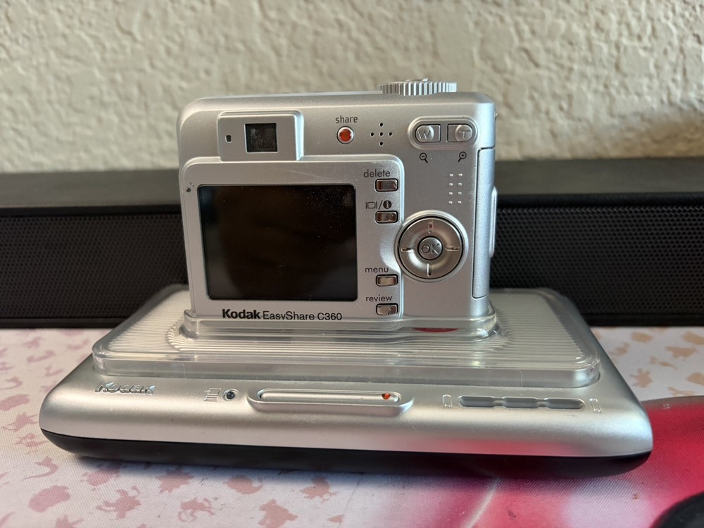 Kodak EasyShare C360 5.0MP Digital Camera - Silver