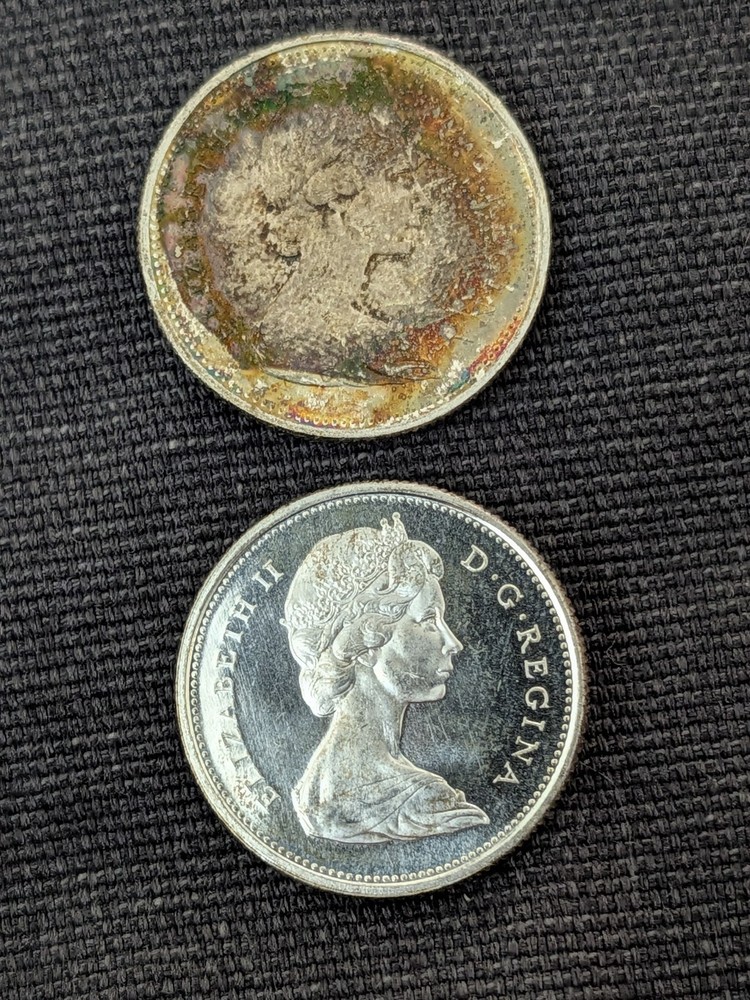 Quantity (2} 1968 Canadian Silver Quarter As Shown, Read Description