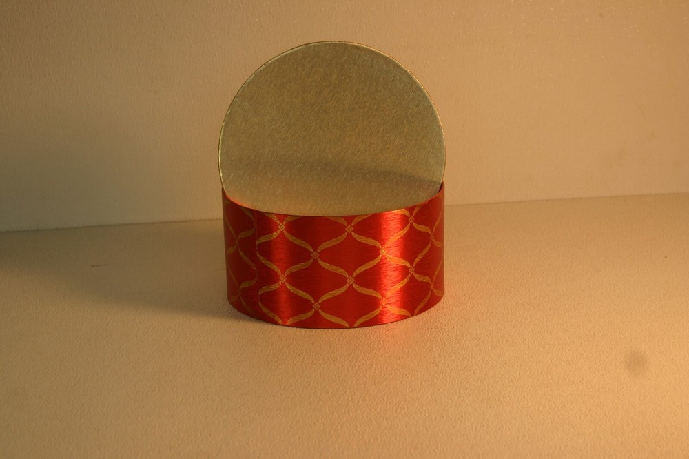 Gift Boxes 10 inch Round Red & Gold