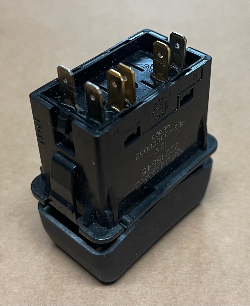 VOLVO Traction Control Rocker Switch 22218645