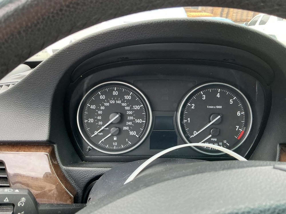 328I 2009 Glove Box 4998341