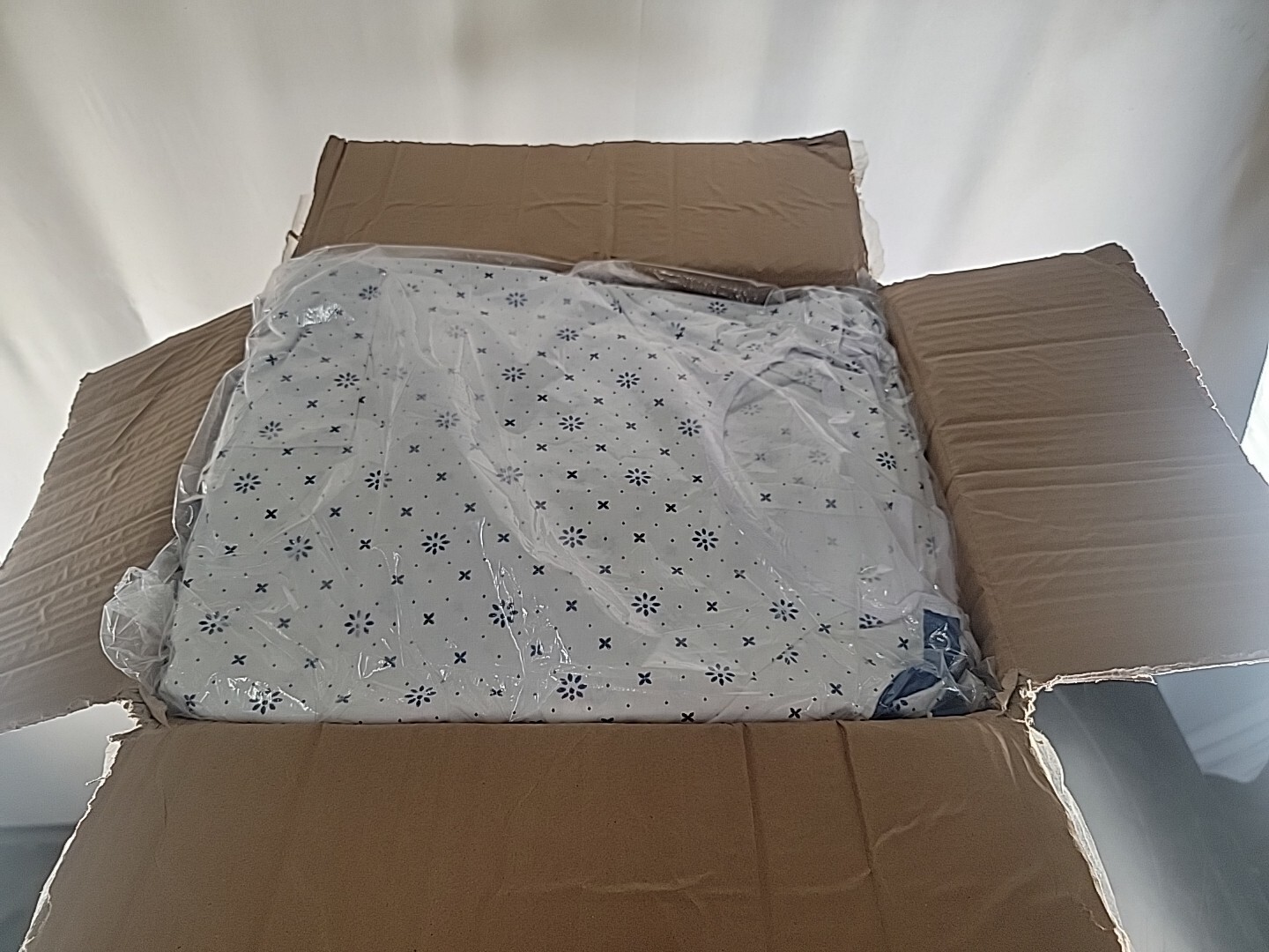 1 DZ or 5 DZ Patient Hospital IV Gown Telemetry Pocket 50” Length 68” Sweep