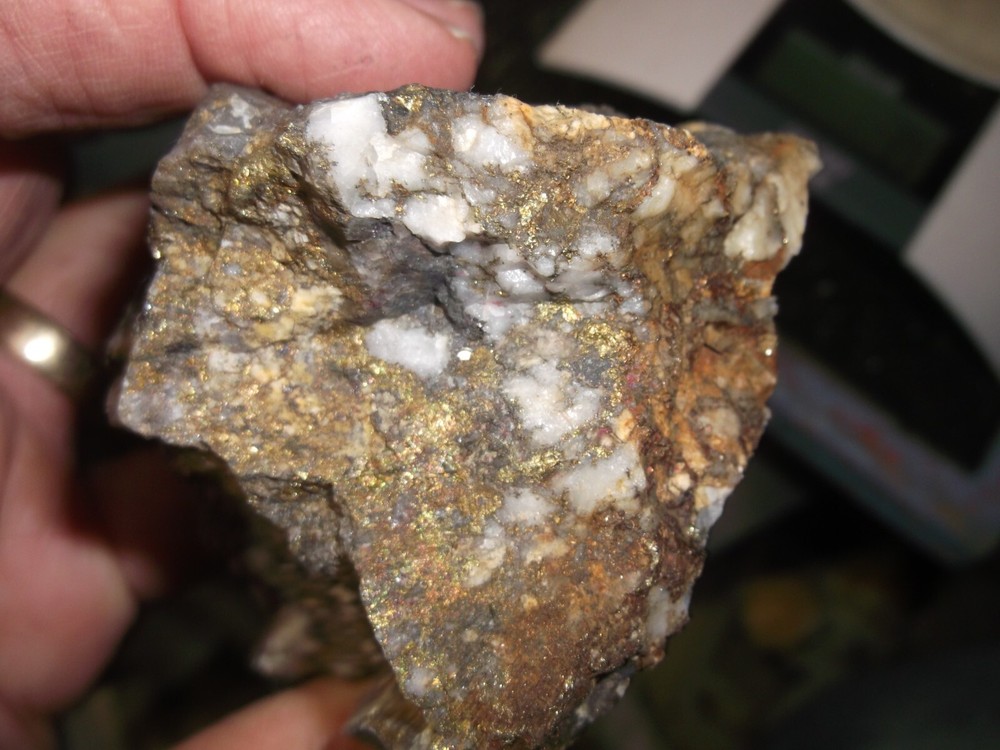 gold silver copper ore, 425 grams samples ,ore high grade .