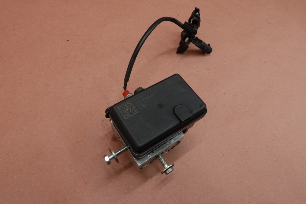 2020-2023 Indian Challenger ABS Module Brake Pump