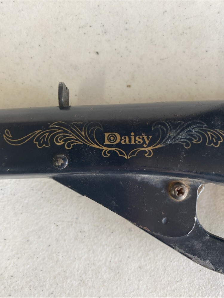 Vintage Daisy Model 105B BB Gun see pics