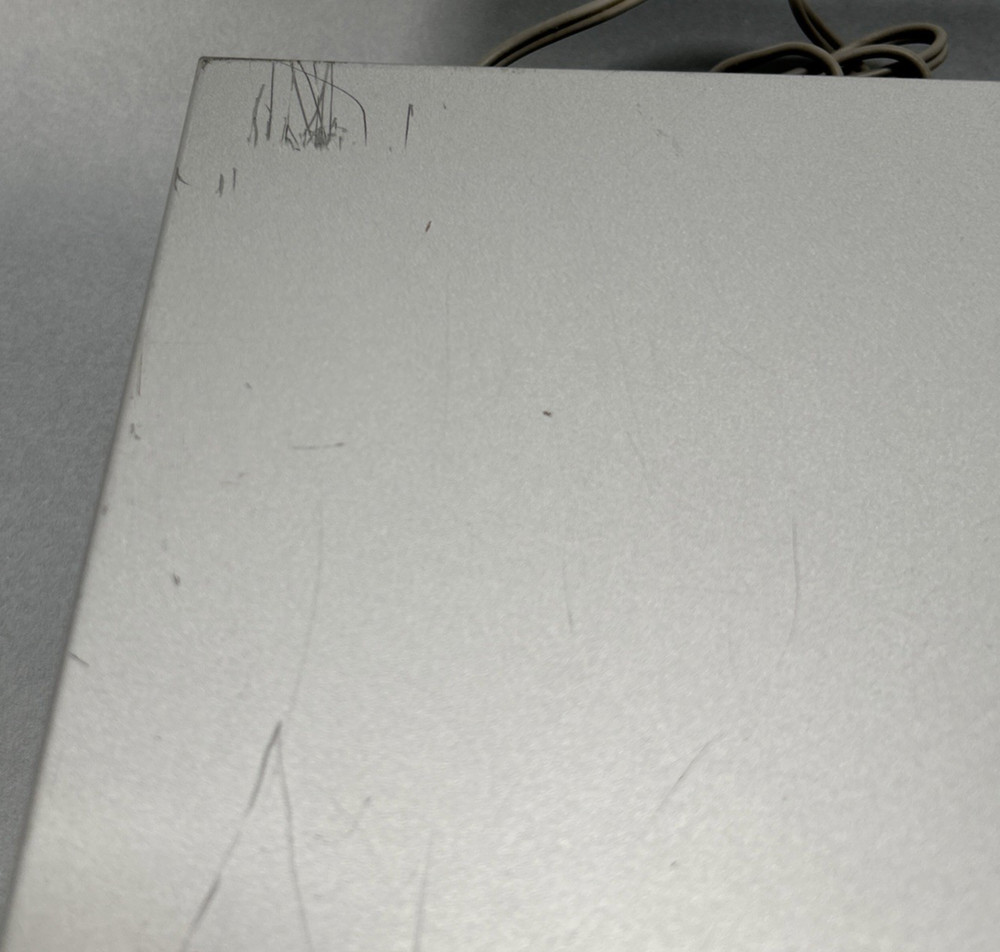 AKAI EA-A7 Graphic Equalizer - Silver