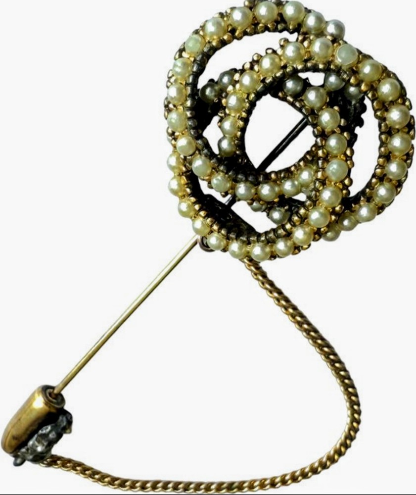 Brooch