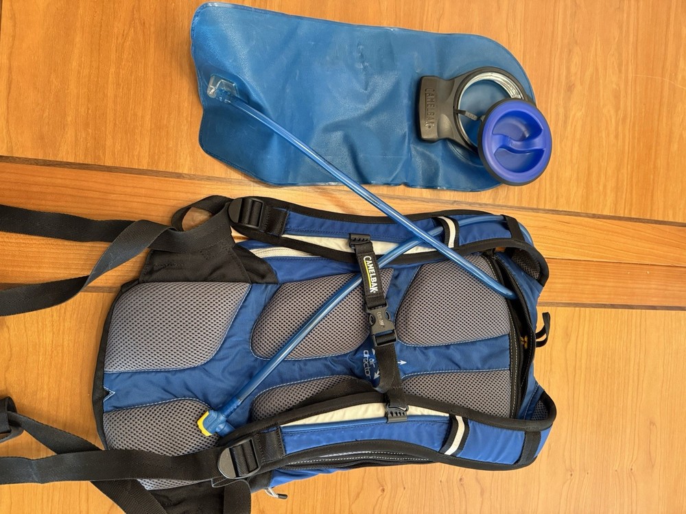 CamelBak Blowfish Blue Hydration Backpack Hiking Nylon Adjustable Size System