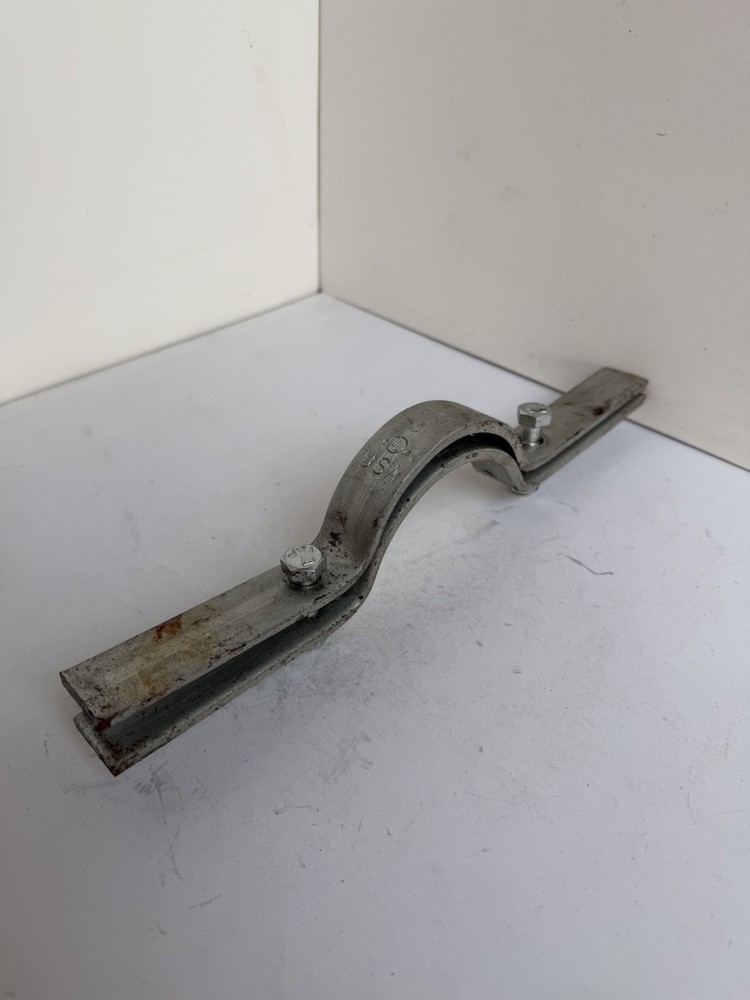 Riser Clamp Plated 3" Pipe 2-Bolt w/ Nuts UL