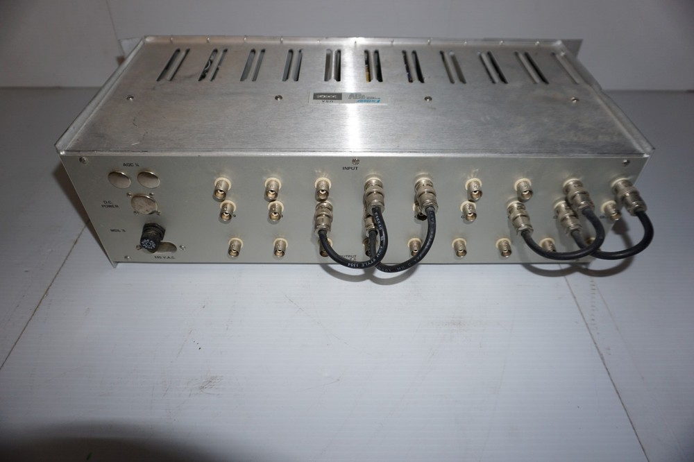 DYNEER (?) CHASSIS TC-50 WITH TC-20 MODULES (CTE144)