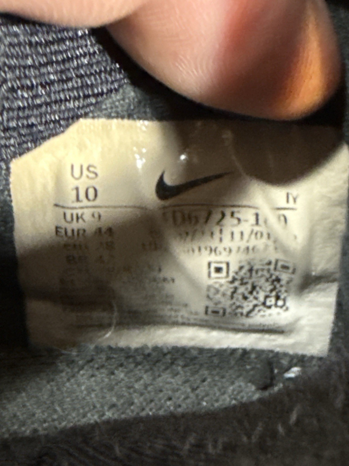 Nike Phantom Luna FG Soccer Cleats Black Gold Men’s 10