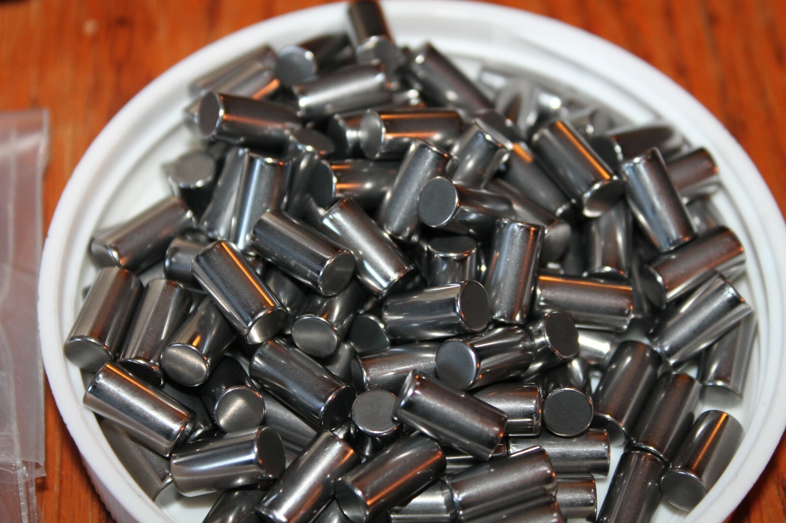 Bag Of 100 Crankcase Roller Bearings Harley Davidson Part #9222A 1930-1986 USA