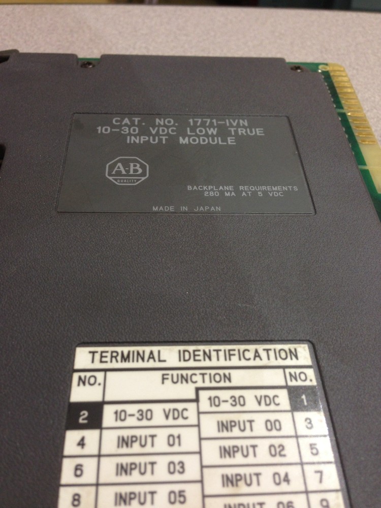 USED ALLEN-BRADLEY PLC CHASSIS 1771-A3B WITH PROCESSOR AND 10 MODULES