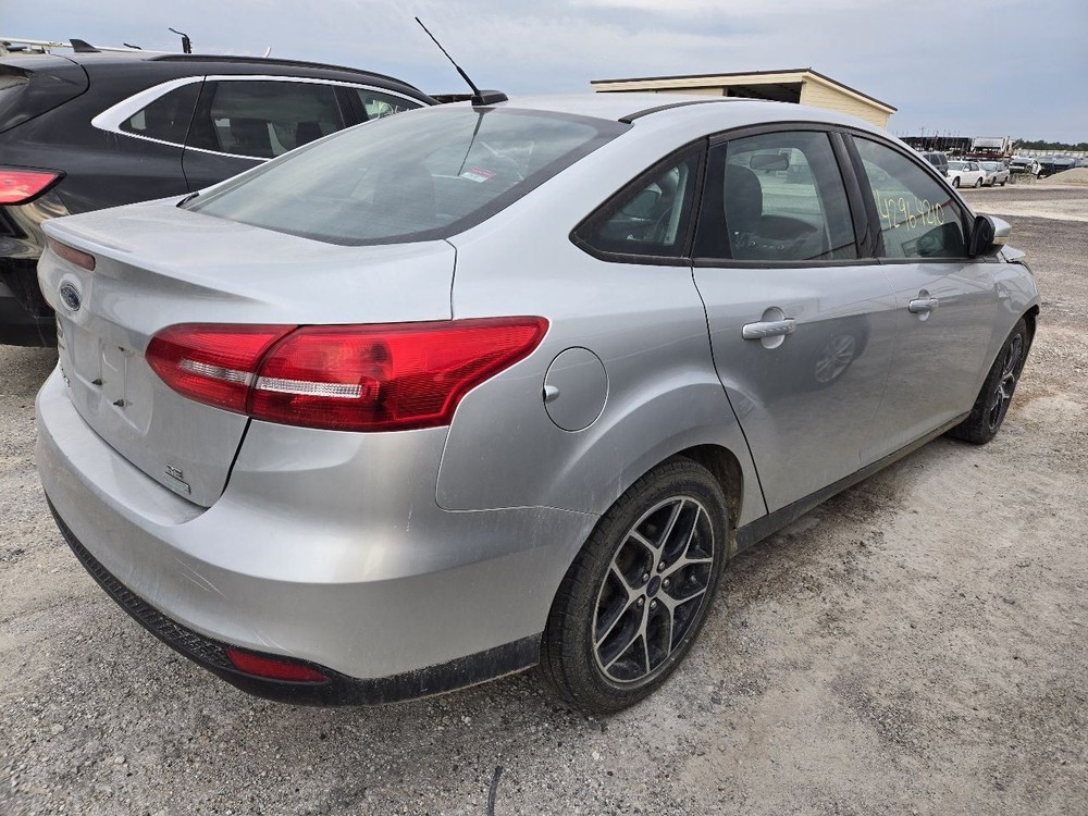 2015-2018 Ford Focus Front 4.2" Display Screen