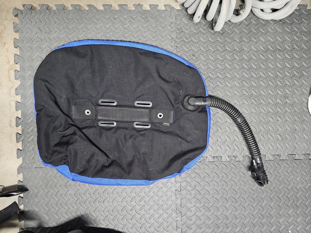 Sub Gravity Paragon Backplate And Wing